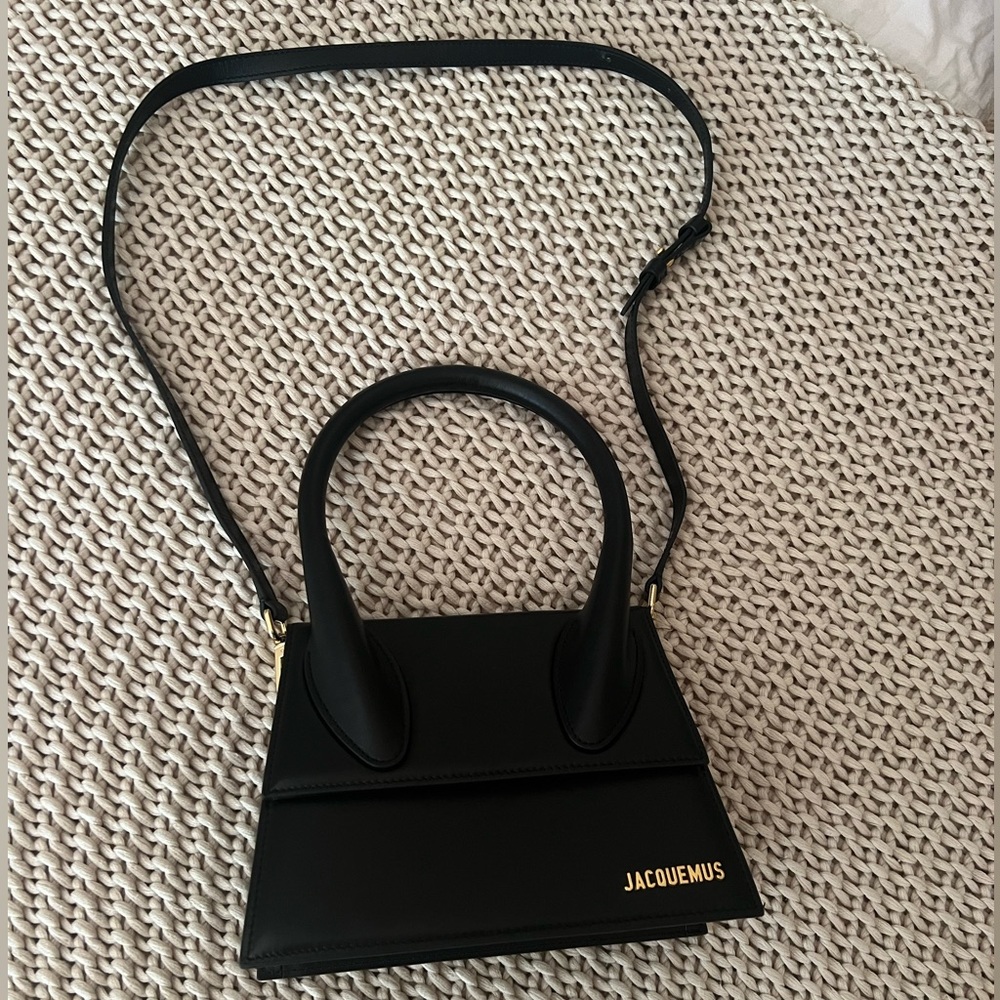Jacquemus Le Chiquito Moyen Top-Handle Bag